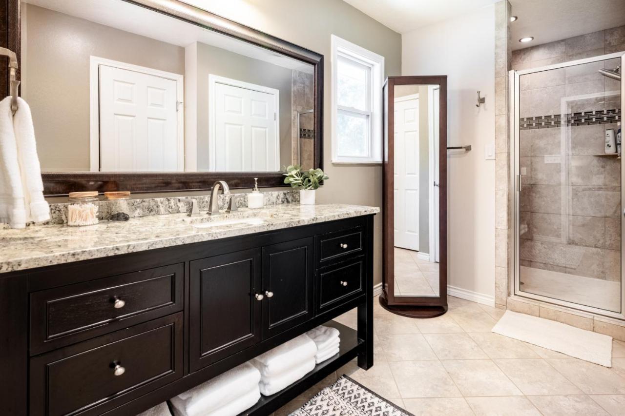 Villa Ol Sarge Retreat Outdoor Amenities Cozy Charm Bryan Esterno foto