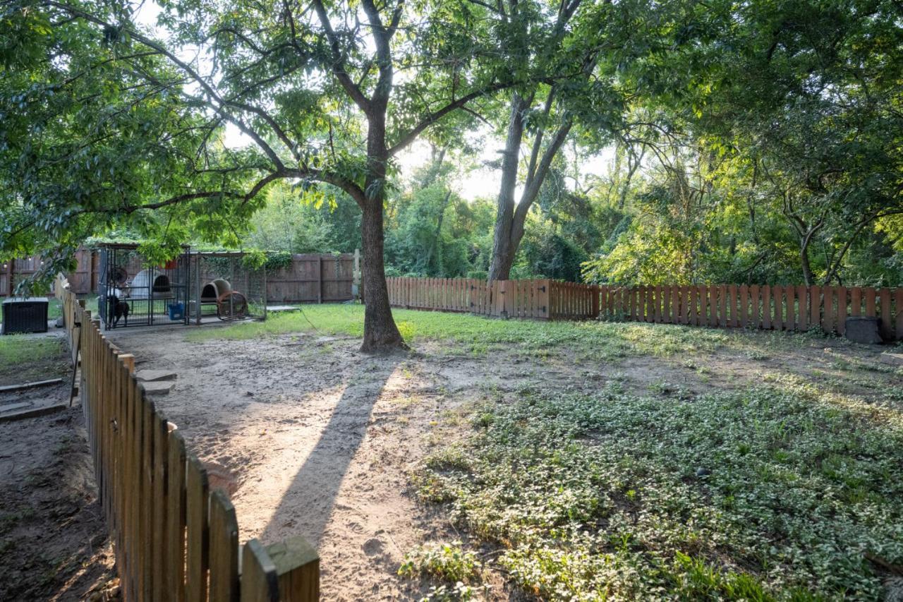 Villa Ol Sarge Retreat Outdoor Amenities Cozy Charm Bryan Esterno foto