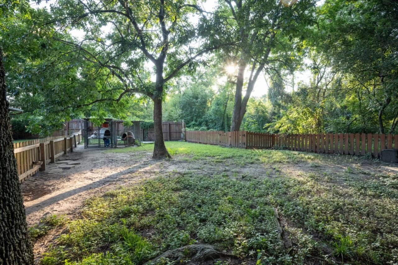 Villa Ol Sarge Retreat Outdoor Amenities Cozy Charm Bryan Esterno foto