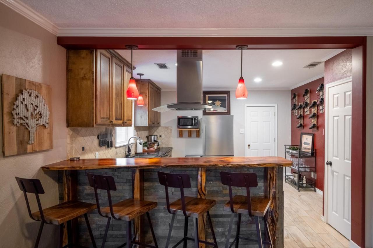 Villa Ol Sarge Retreat Outdoor Amenities Cozy Charm Bryan Esterno foto