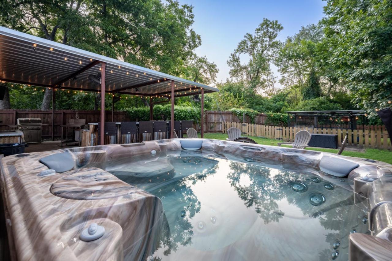 Villa Ol Sarge Retreat Outdoor Amenities Cozy Charm Bryan Esterno foto