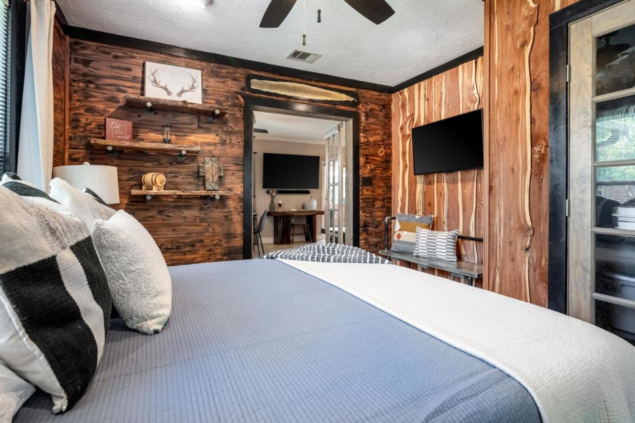 Villa Ol Sarge Retreat Outdoor Amenities Cozy Charm Bryan Esterno foto